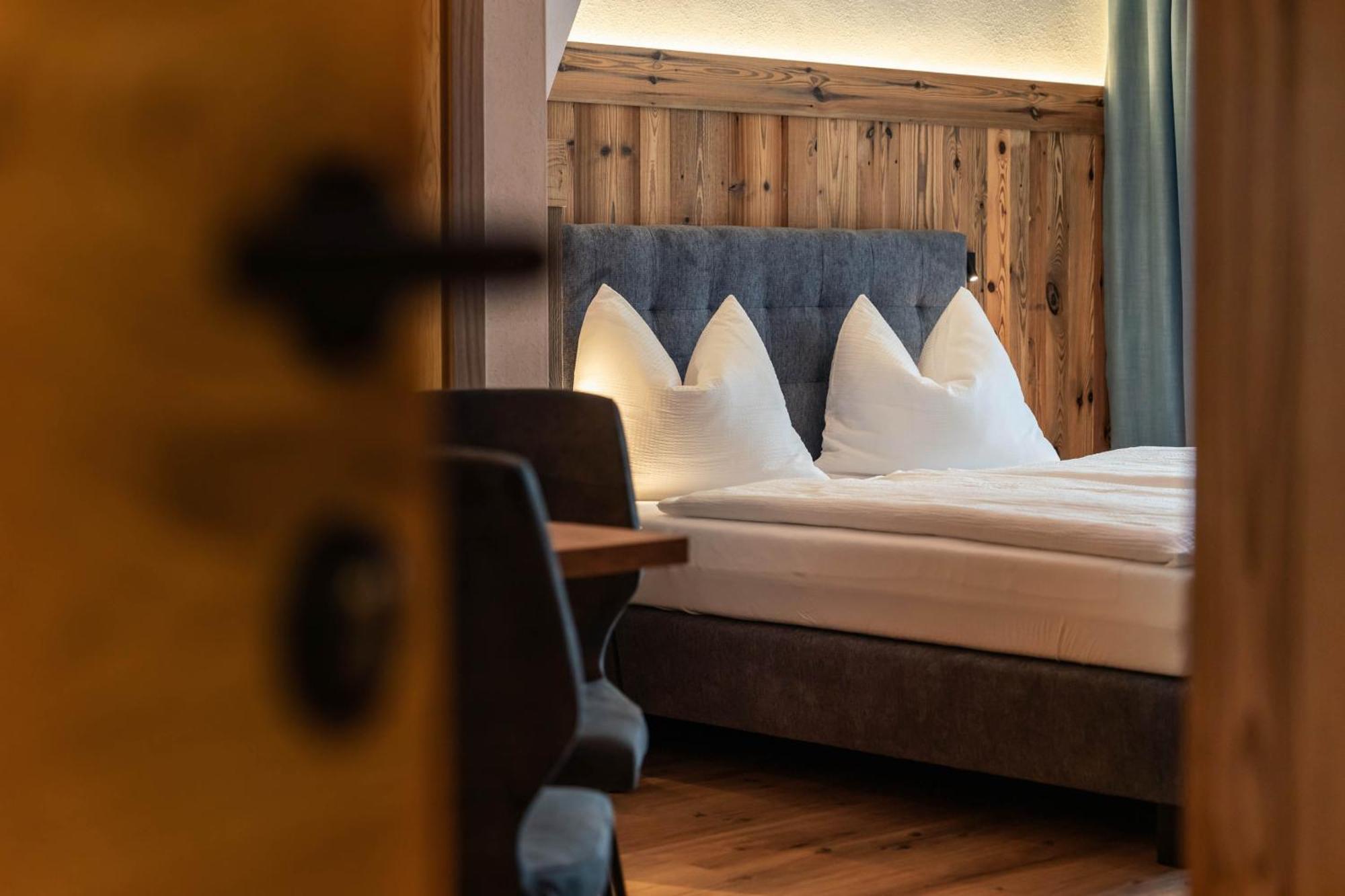 Montana Apartments Mayrhofen Bagian luar foto