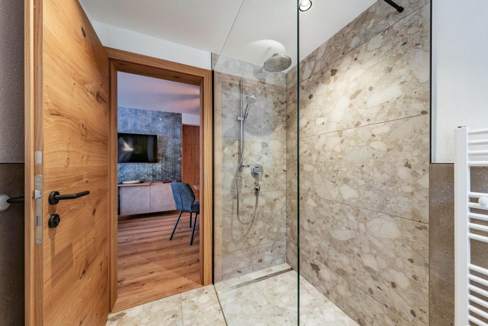 Montana Apartments Mayrhofen Bagian luar foto