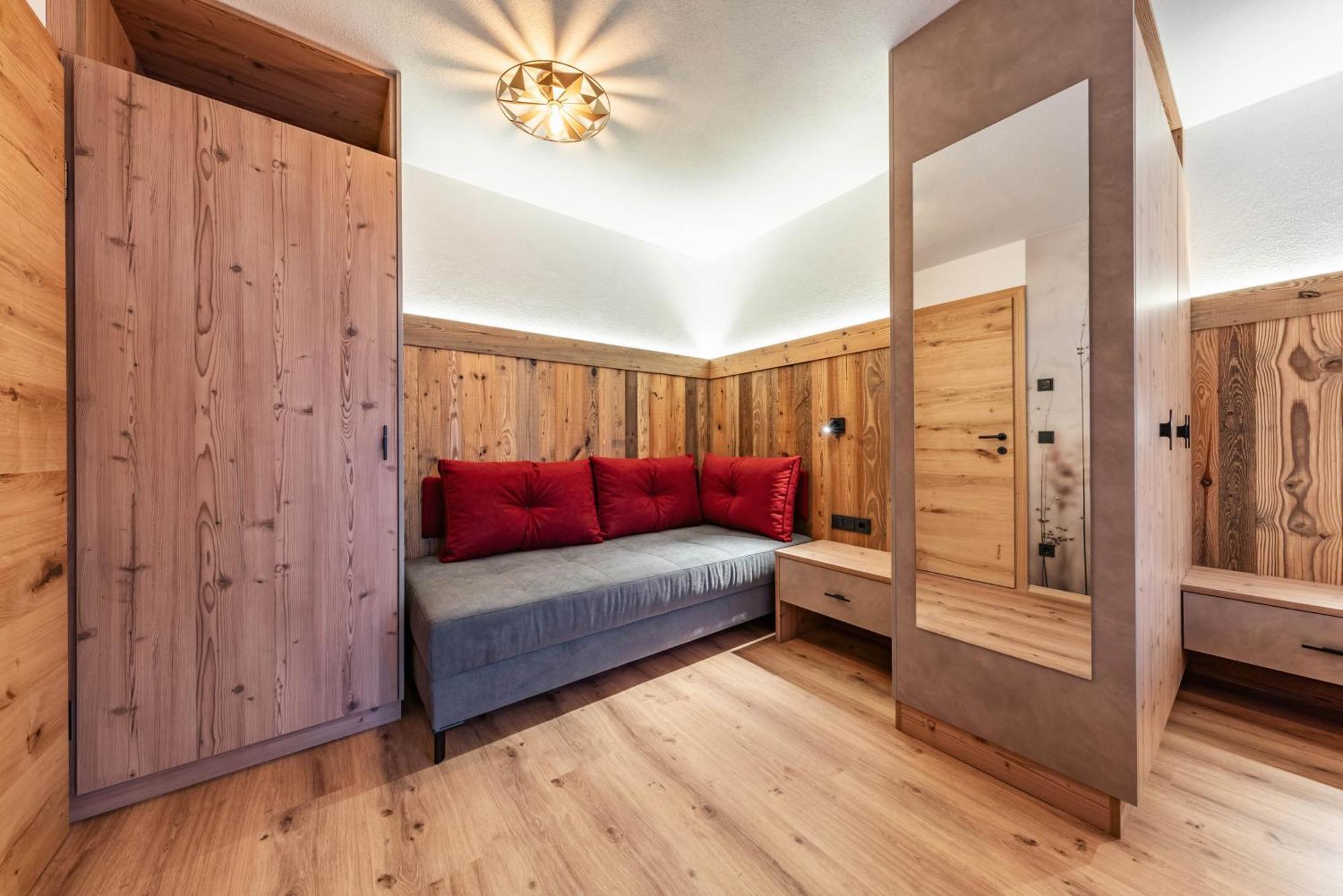 Montana Apartments Mayrhofen Bagian luar foto